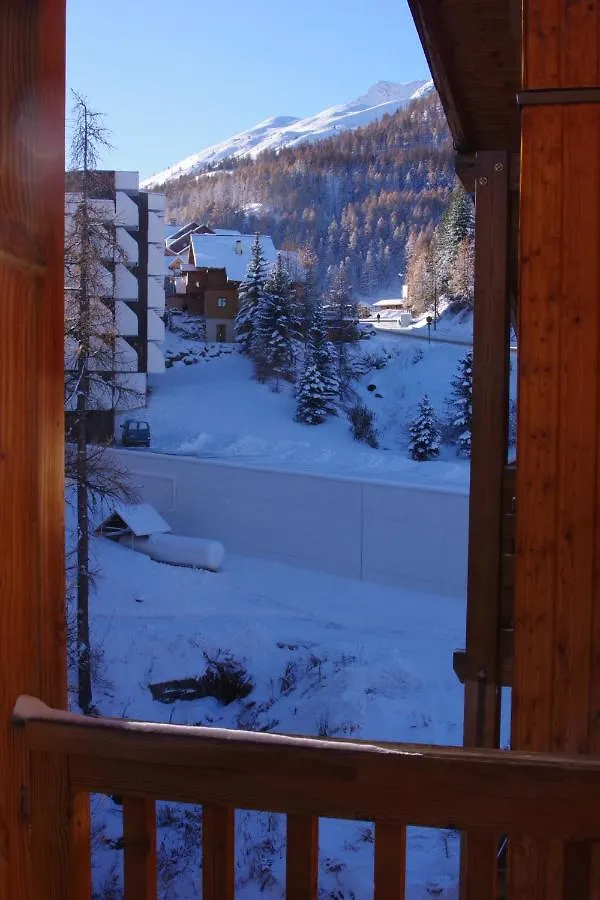 Spacieux Et Fonctionnel Dans Ecrin Des Neiges Vars